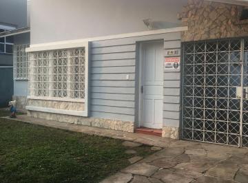 Casa · 160m² · 3 Quartos · 2 Vagas · Casa Padrão com Terreno no Guabirotuba