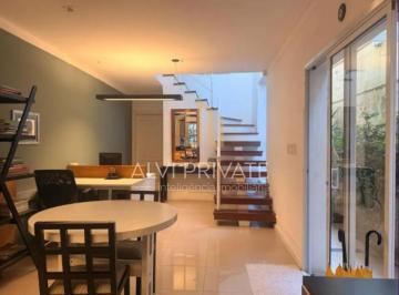 Casa · 172m² · 3 Quartos · 1 Vaga · Imóvel versátil: reformado, com ar condicionado, pronto para escritório ou residência