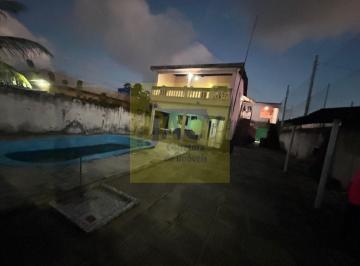 Casa · 430m² · 8 Quartos · 5 Vagas · Casas em Itamaraca com Piscina, 8qts, Churrasqueira, Quintal, 5vgs a 3 min do Mar
