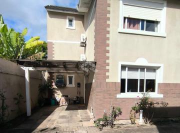 Casa · 150m² · 3 Quartos · 2 Vagas · Casa em condomínio fechado com 3 quartos à venda no Bairro São Sebastião.
