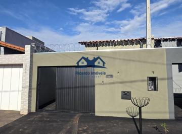Faixada · Casa à venda no bairro Platina - Ituiutaba/MG