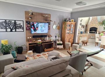 Casa · 128m² · 3 Quartos · Casa de Condomínio em Jardim Monte Kemel com 128m²