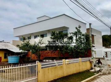 Comercial · 265m² · 6 Quartos · 6 Vagas · Residencial á venda em Bombinhas, em bairro de moradores para alugueis anuais, próximo de todas as c