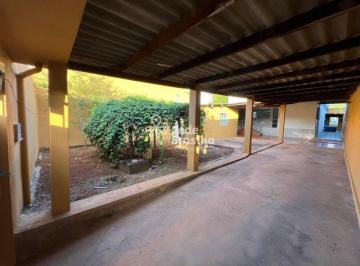 Casa · 185m² · 3 Quartos · 3 Vagas · QUADRA 15, CASA COM LAJE, 3 QUARTOS, SOBRADINHO