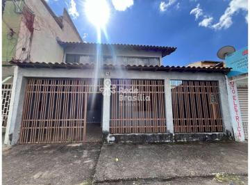 Casa · 200m² · 3 Quartos · 2 Vagas · AR 13, AV. CENTRAL, SOBRADO, SOBRADINHO II