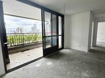 Apartamento · 72m² · 2 Quartos · 1 Vaga · Apartamento de 72m² com varanda Gourmet no Centro de Curitiba