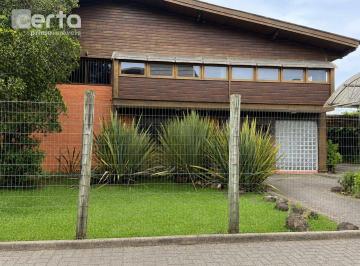 160f2285aae41e1d3037f54295dcee2f2fd3fa72 · Pavilhão disponível para Locação