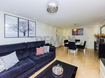 Casa · 245m² · 5 Quartos · 2 Vagas · "Seu Novo Lar: Sobrado Incrível no Jardim Santa Cruz"