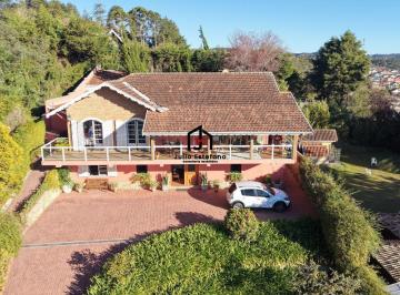 Casa · 1200m² · 4 Quartos · Casa à venda - em Campos do Jordão