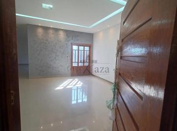 Casa · 200m² · 3 Quartos · 2 Vagas · Oportunidade - Casa no Residencial Portal dos Pássaros - Recanto dos Eucaliptos - 3 Dormitórios - 16