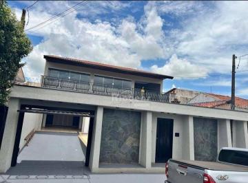 c5aef1ec16aa7e4c0dbca71557d0eb9626b18c46 · Belo Sobrado Residencial e ou Comercial 05 Dormítórios