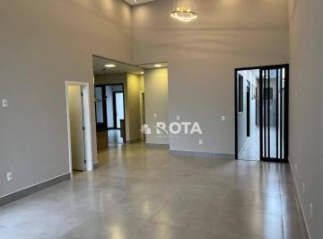 5f711bffca2bdc1fa7f8eaf2a54f6fc61c0bb5ab · Casa térrea 3 suítes, piscina, escritório, repleta de armários