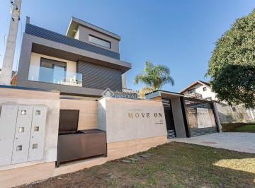 Casa · 180m² · 3 Quartos · 2 Vagas · Sobrado Triplex de Alto Padrão no Ahú - 180m² Privativos, 3 Quartos (1 Suíte), Quintal com Jardim e