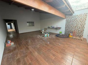 7285c4f50947a553d8c04edd3efe0fead17a4b48 · Casa com 3 dormitórios para alugar, 180 m² por R$ 2.300,00/mês - Paranaíba - Itumbiara/GO
