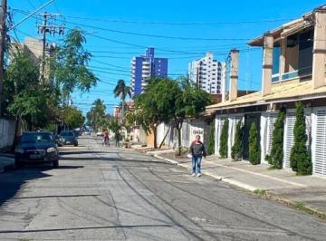 Casa · 64m² · 2 Quartos · 2 Vagas · Casa Geminada Térrea 2 Quartos à Venda em Caiçara, Praia Grande