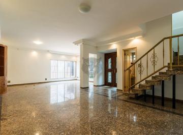 Casa · 261m² · 3 Quartos · 4 Vagas · Sobrado para venda em Moema com 3 quartos, sendo 3 suítes, 261m²