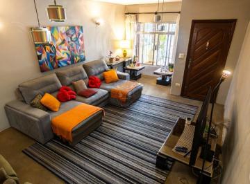Casa · 154m² · 5 Quartos · 2 Vagas · Casa para venda em Vila Cordeiro com 5 quartos, sendo 1 suíte, 154m²