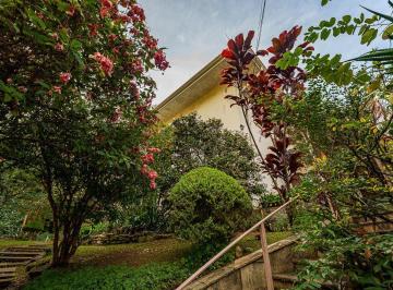 Casa · 320m² · 3 Quartos · 4 Vagas · Casa para venda em Pacaembu com 3 quartos, sendo 1 suíte, 320m²