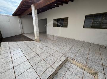 Casa · 140m² · 3 Quartos · 3 Vagas · Casa para aluguel, 3 quartos, 1 suite, 2 vaga SEGISMUNDO PEREIRA - UBERLANDIA/MG