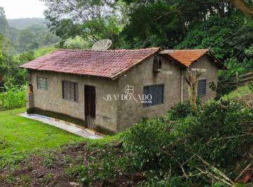 Rural · 1600m² · 2 Quartos · CHACARA EM CORREGO DO BOM JESUS MG 1600 METROS 12KM DA CIDADE NASCENTE ESCRITURA