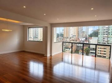 Apartamento · 185m² · 5 Quartos · 3 Vagas · Corredor da Vitória / 05 suítes