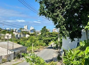 Terreno · 1980m² · 1 Quarto · Terreno 1.980 m com 6 studios e casa principal na serra a 750 metros do mar em Caiobá