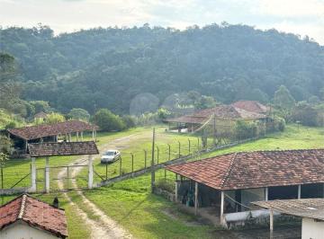 Imagem Principal · Sítio à venda com 3 quartos, sendo 1 suíte, no Centro, Guararema