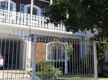 c23f93b6f92f53a3455b3973d158060daa6cff8e · Sobrado com 3 dormitórios à venda, 222 m² por R$ 1.015.000,00 - Jardim das Indústrias - São José dos