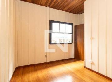 Sobre o imóvel: terrebo com 597 m2, com pomar com 16 arvores iluminado e arejado · Casa à Venda - Mercês, 3 Quartos,  170 m² - Curitiba
