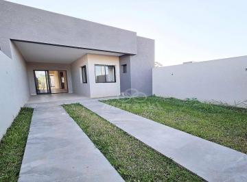 b8f63e8c16ee658087fce12eaded0b2529eafe4b · Casa com 3 dormitórios à venda, 109 m² por R$ 590.000,00 - Coroados - Guaratuba/PR
