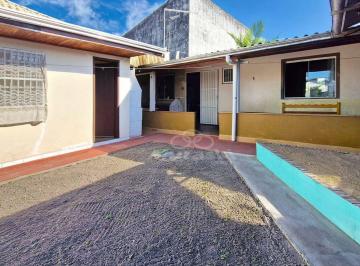 5a6738d5cf36785b7b06cf8fb4363c0cd720bd15 · Casa com 1 dormitório à venda, 53 m² por R$ 450.000,00 - Piçarras - Guaratuba/PR
