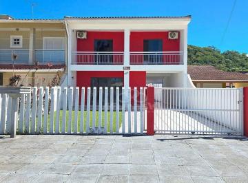26e2b21224741b4995082962f69c3691e5fabac4 · Casa com 4 dormitórios à venda, 190 m² por R$ 850.000,00 - Centro - Guaratuba/PR