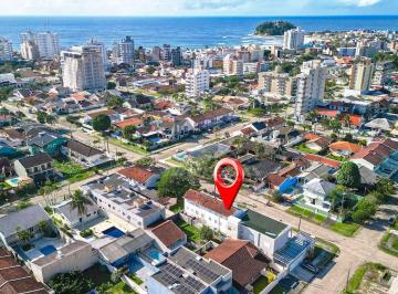 4b13282e7456d7dea1fbedff9698029ed1ef22ff · Sobrado com 4 dormitórios à venda, 115 m² por R$ 530.000,00 - Centro - Guaratuba/PR