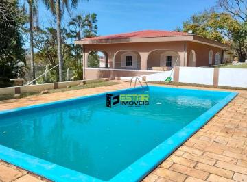 ef92efbd259c473fb7bc187f5f8b9ee403aeefad · Casa no Maracanã no asfalto com piscina e 1.246 metros de terreno!