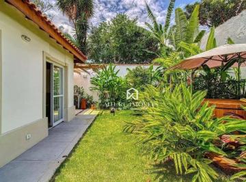 ddca6e544dad99ae3e81b29ce2227ed390810851 · Casa com 4 dormitórios à venda, 170 m² por R$ 1.150.000,00 - Vista Verde - São José dos Campos/SP