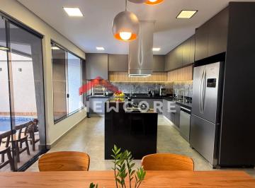 Casa · 189m² · 4 Quartos · 2 Vagas · Casa em Rua Voluntários da Pátria - Alto Higienópolis - Bauru/SP