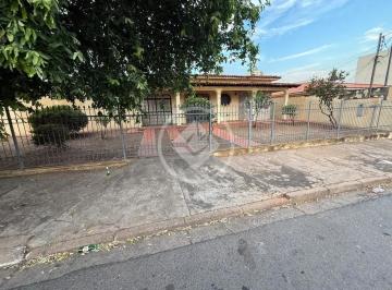 IMG-20251013-WA0534.jpg · 💎 Casa Exclusiva na Cidade Alta – R$ 1.300.000,00 | Ideal para Morar ou Investir!
