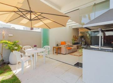 Casa de 3 quartos, Porto Alegre · Casa de alto padrão com elevador e piscina acessível em condomínio no Passo das Pedras