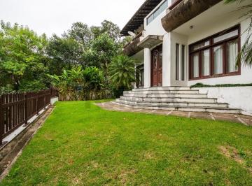 Casa · 383m² · 3 Quartos · 5 Vagas · Seu novo lar na Vila Andrade tem nome: Conforto e Segurança!