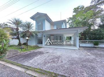 6c3e15ddbd283436452f02fe317a3df4f878d00d · Casa com 3 andares dentro do condomínio Park Imperial na praia Massaguaçu
