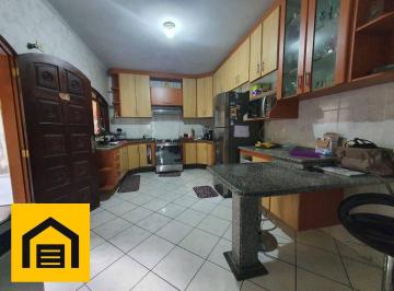 48a3957d2f30650845cbe5ba46e74422350fb601 · Sobrado com 3 dormitórios à venda, 298 m² por R$ 639.000,00 - Vila Independência - Mauá/SP
