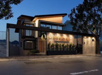 Comercial · 131m² · Uma casa antiga, cheia de alma e possibilidades