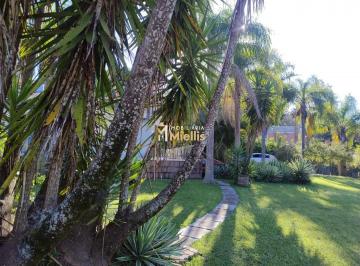 Casa · 333m² · 4 Quartos · 3 Vagas · Casa à venda em Viamão, bairro Tarumã - Oportunidade única! Atenção Investidores, terreno em ótima l