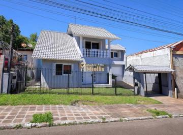 Casa · 4 Quartos · 3 Vagas · Linda Casa com Closet, Hidromassagem e Sacada em Bairro Liberdade - Novo Hamburgo