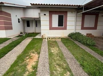Casa · 75m² · 2 Quartos · 2 Vagas · Casa em condomínio semi-mobiliada!