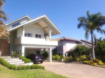Casa · 720m² · 3 Quartos · 2 Vagas · Belíssima Casa no Condomínio Condado de Castella