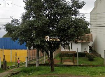 Casa · 1 Quarto · 5 Vagas · Casa Terrea Excelente Localização! Terreno Plano para Desfrutar em Família!