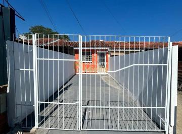Casa · 1 Quarto · 1 Vaga · Casa à venda na Gaúcha - 01 DORMITÓRIO
