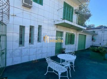 Casa · 6 Quartos · 2 Vagas · ÓTIMA OPORTUNIDADE – DUAS CASAS NO MESMO PÁTIO!