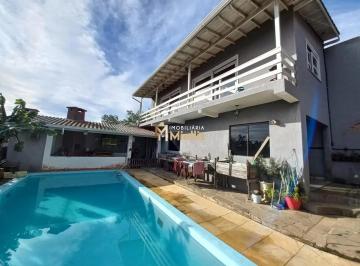Casa · 360m² · 3 Quartos · 3 Vagas · CASA AMPLA COM 03 DORMITÓRIOS - CENTRO DE VIAMÃO - RS
